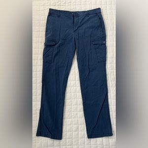 IZOD Men’s Saltwater Stretch Cargo Pants Straight Blue Size 34x32